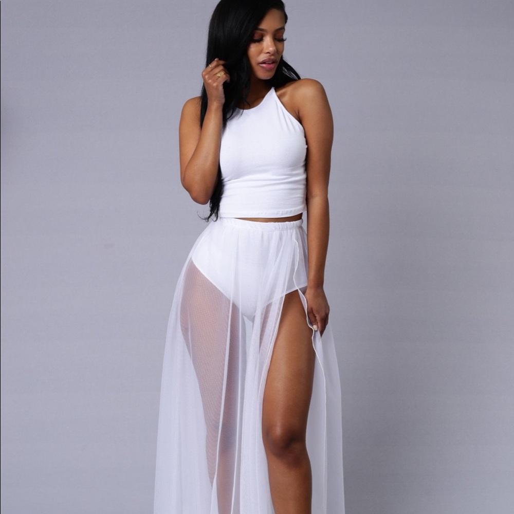 White mesh skirt